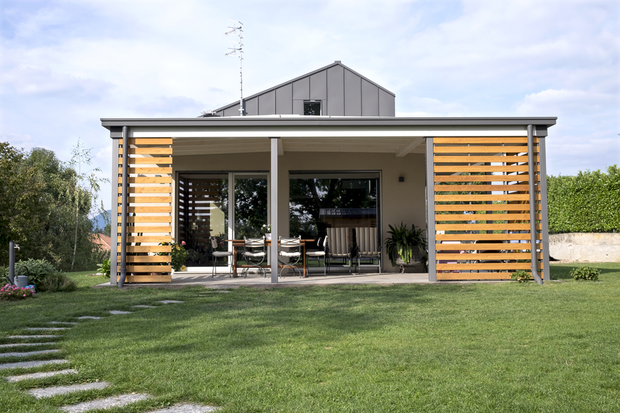 Esterni casa in legno monopiano a Varese