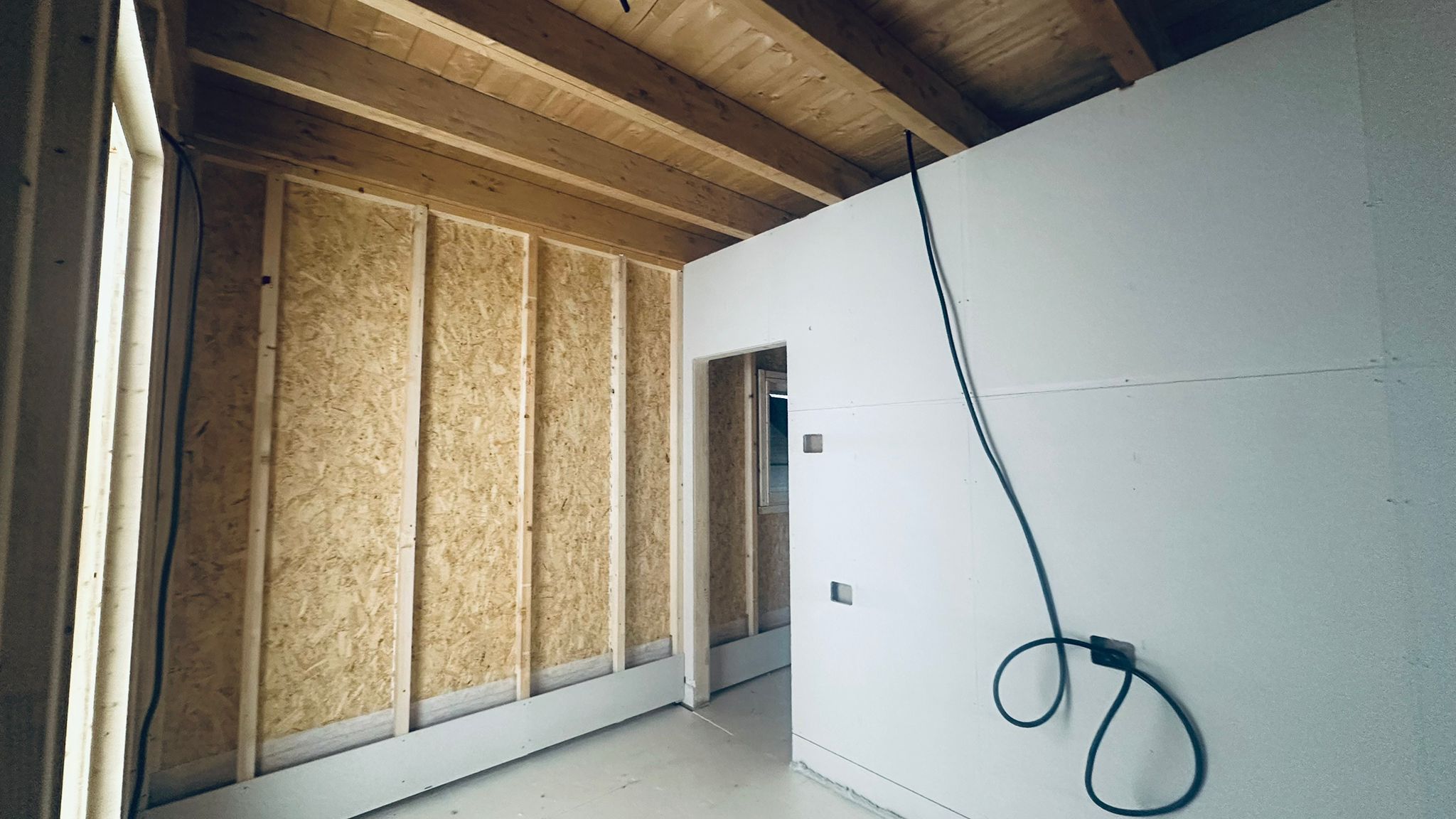 fasi di lavorazione in cantiere per intonaci